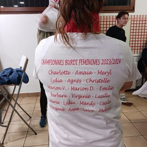 Remise Tshirt club Rugby feminin villenave d ornon